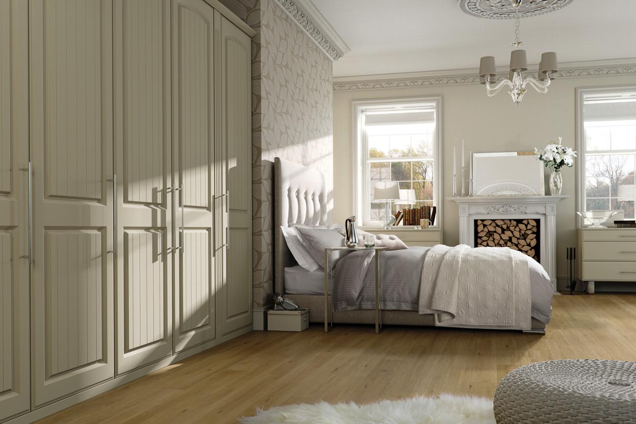 Traditional fitted wardrobes in Reading | Woodcode Co Ltd gallery image 2