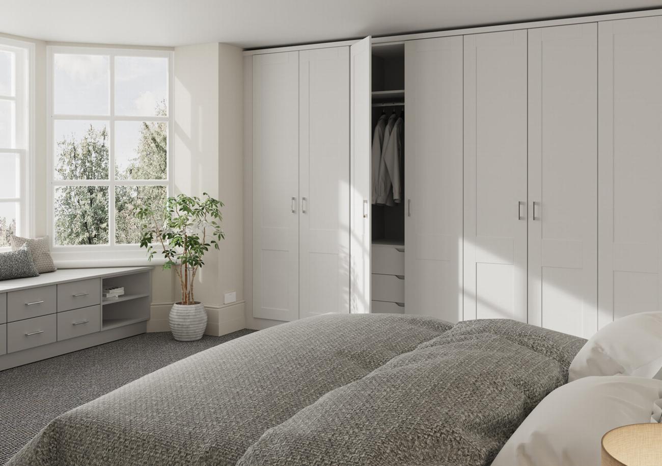 Fitted wardrobes in Hampshire | Woodcode Co Ltd gallery image 5